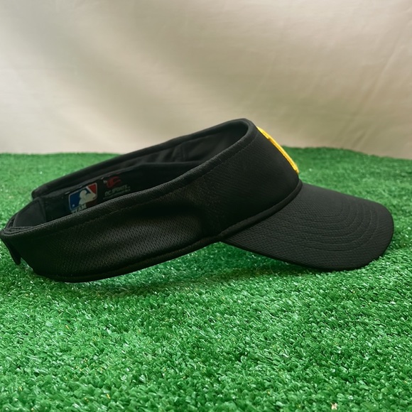 Pittsburgh Pirates Visor - Picture 5 of 11